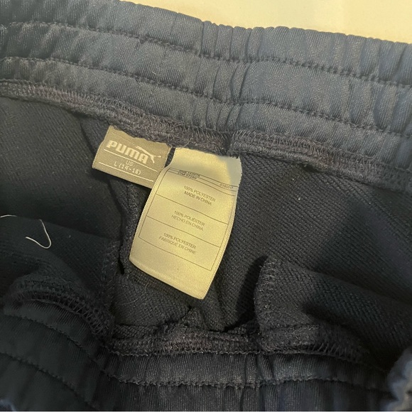 Puma | Large 14-16 - Picture 3 of 4